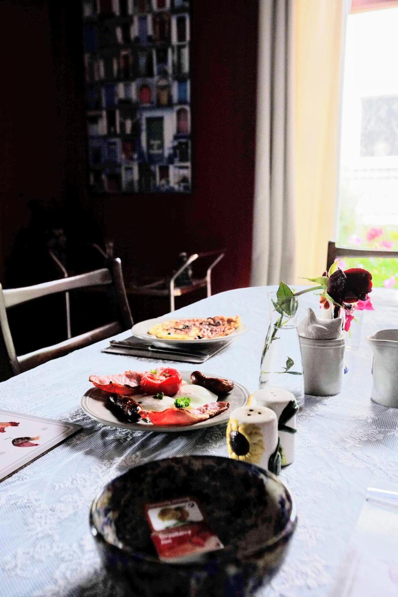 Abbey View Bed & Breakfast ゴールウェイ エクステリア 写真