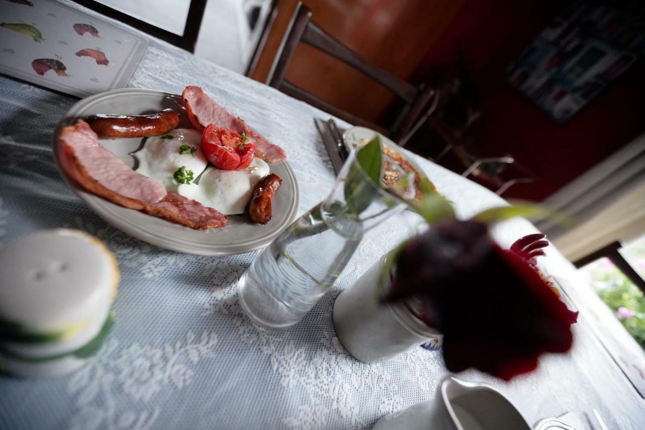 Abbey View Bed & Breakfast ゴールウェイ エクステリア 写真