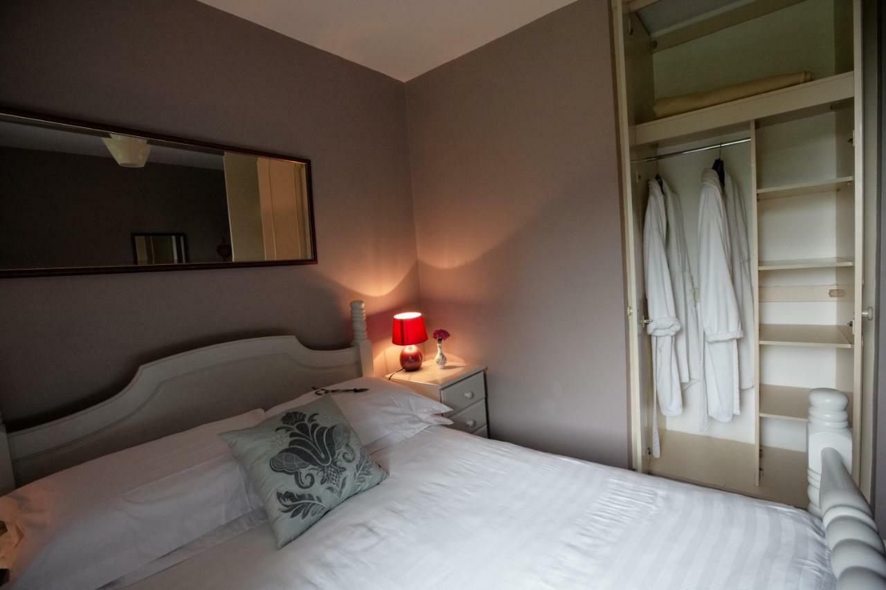 Abbey View Bed & Breakfast ゴールウェイ エクステリア 写真