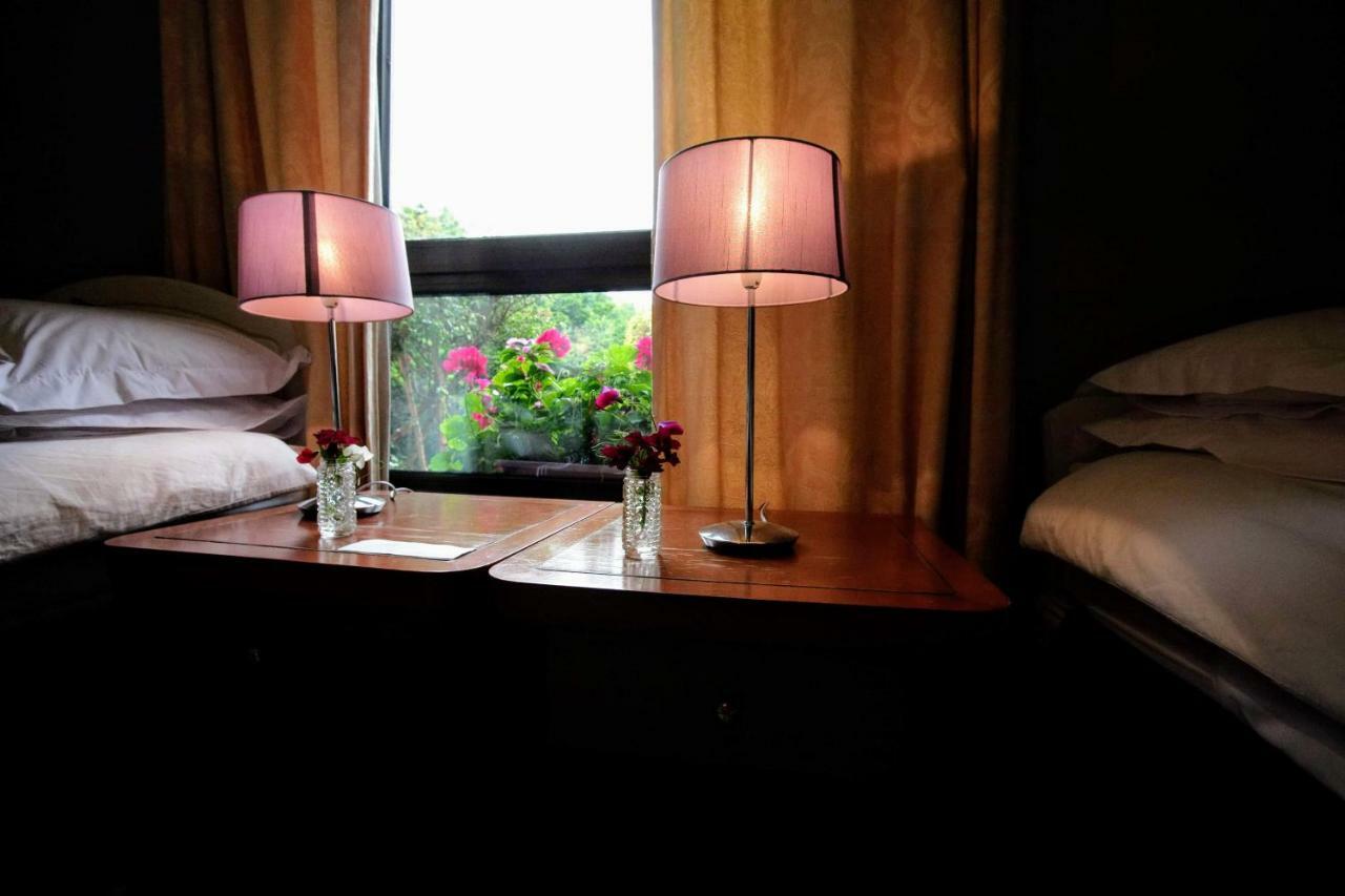 Abbey View Bed & Breakfast ゴールウェイ エクステリア 写真