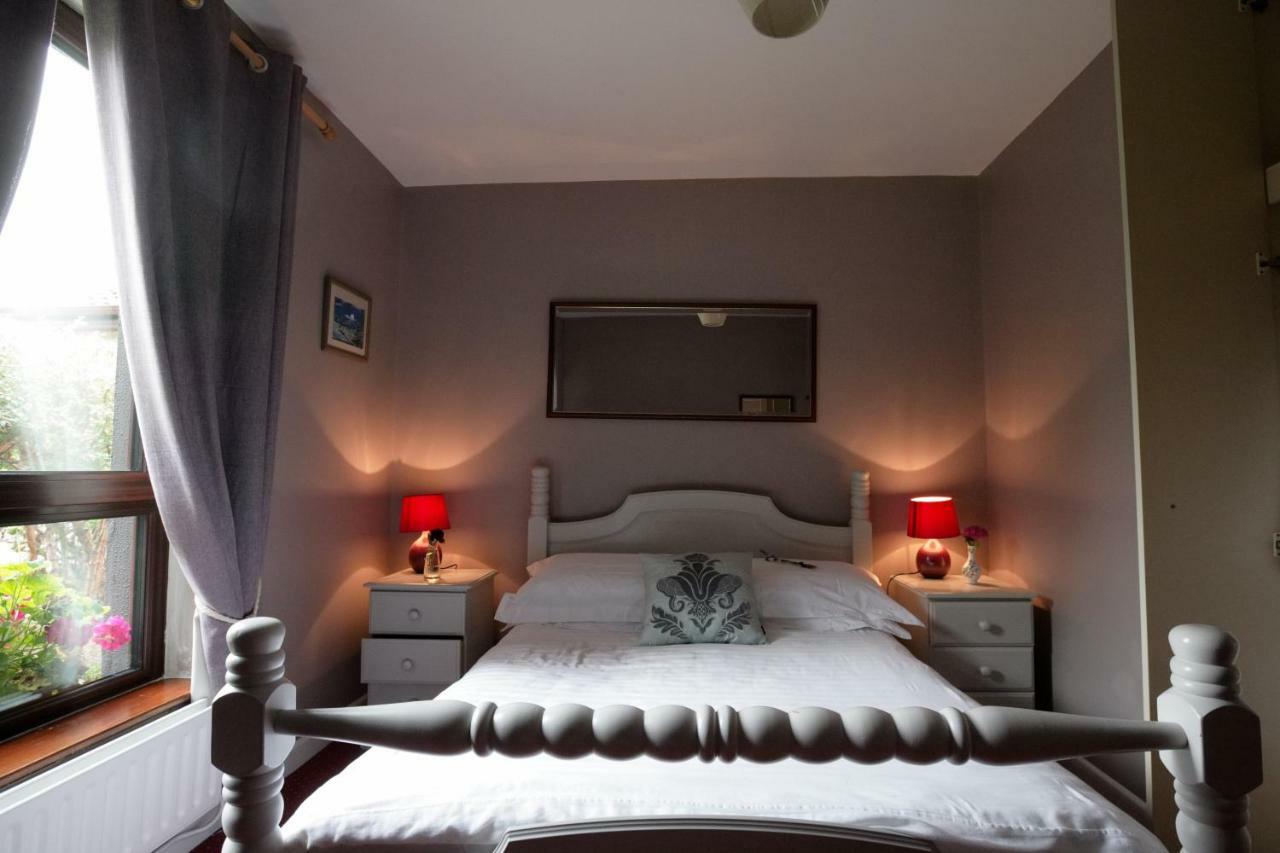 Abbey View Bed & Breakfast ゴールウェイ エクステリア 写真