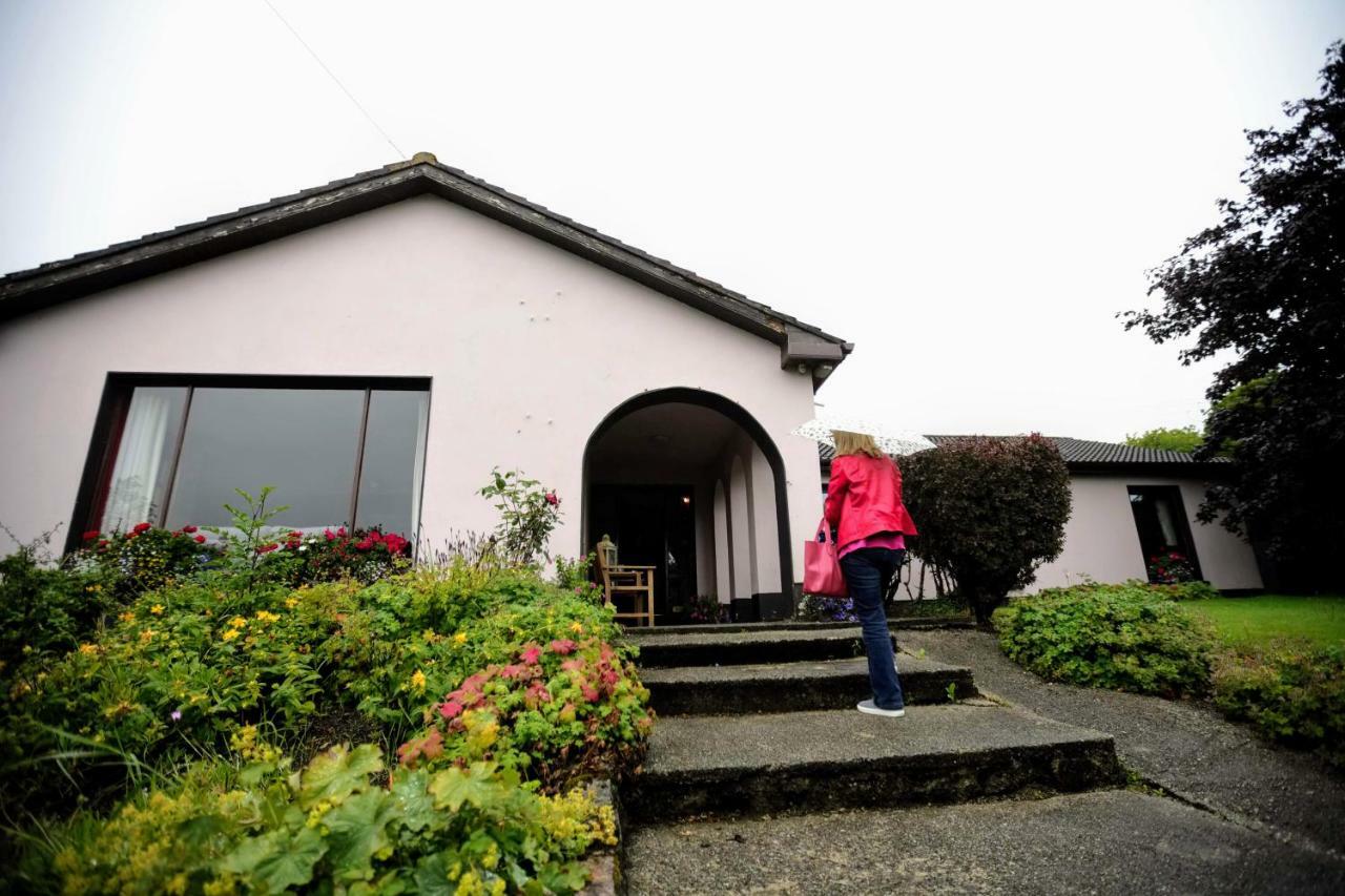 Abbey View Bed & Breakfast ゴールウェイ エクステリア 写真